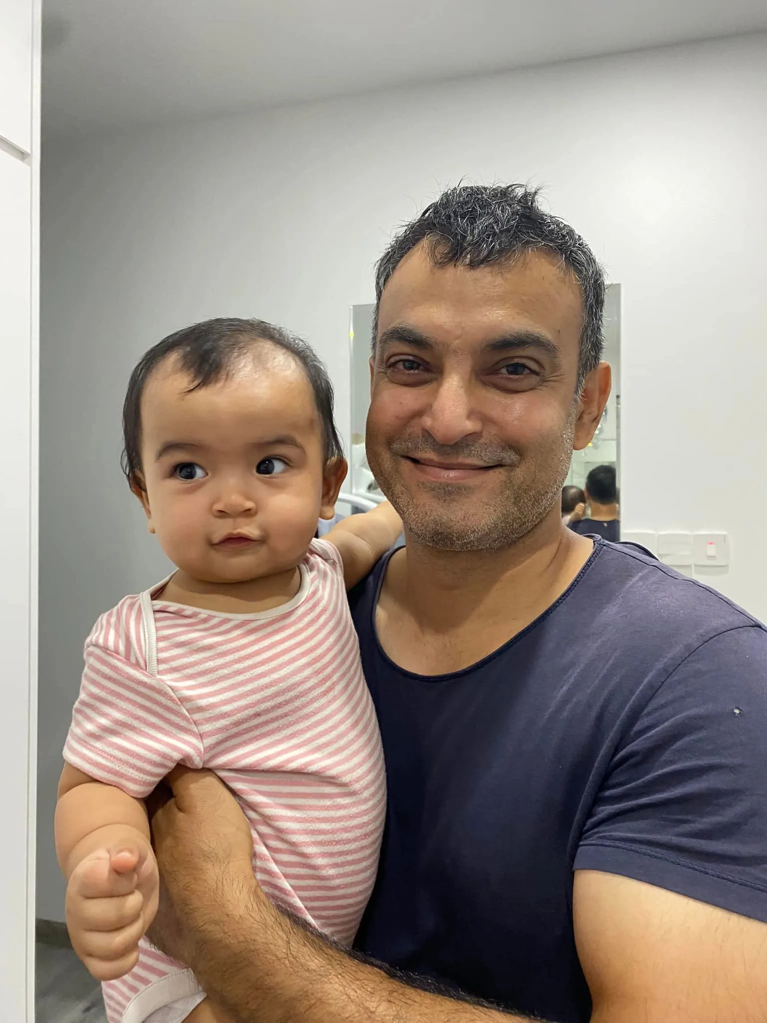 vi-sao-vo-chong-vo-ha-tram-khong-gui-con-gai-sang-an-do-de-hoc-2