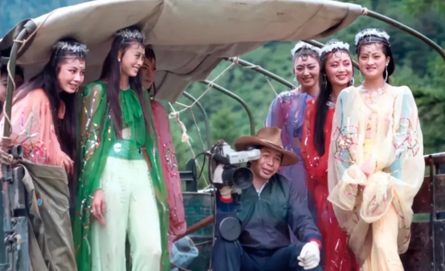 ven-man-bi-mat-tay-du-ky-sau-40-nam-lan-dau-cong-bo-anh-hiem-hang-trieu-khan-gia-xem-phim-khong-nhin-thay-6