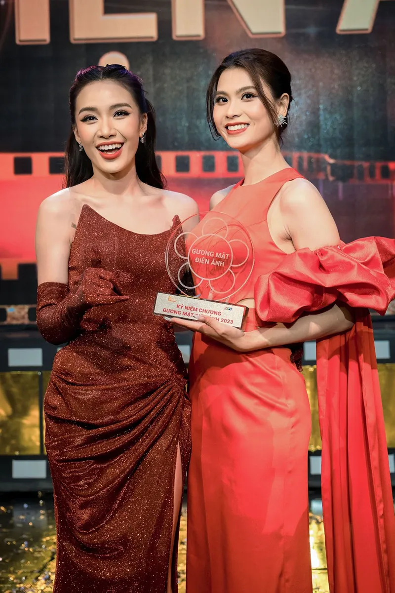 tram-anh-tung-bi-khinh-thuong-khi-dien-vai-quan-chung-nay-thanh-a-quan-guong-mat-dien-anh-5