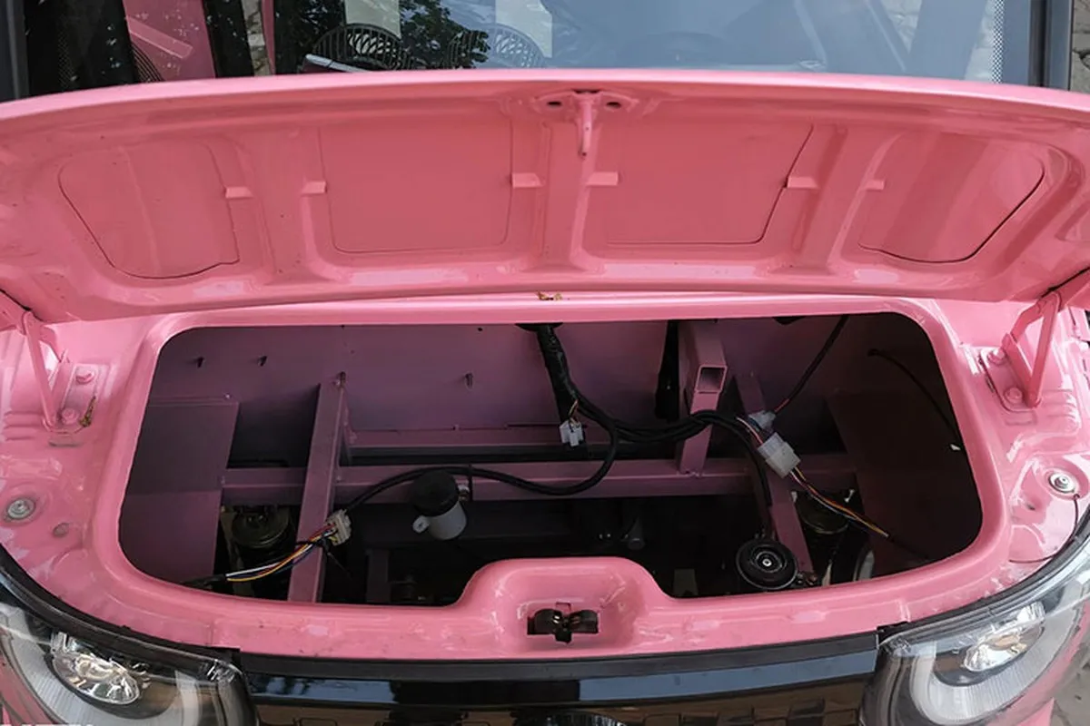 can-canh-xe-o-to-dien-mini-cua-trung-quoc-ban-tran-lan-tai-viet-nam-het-suc-can-than-keo-thiet-thoi-9