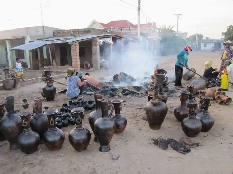thanh-pho-co-ten-dai-nhat-viet-nam-voi-16-ky-tu-noi-co-lang-gom-co-nhat-dong-nam-a-6