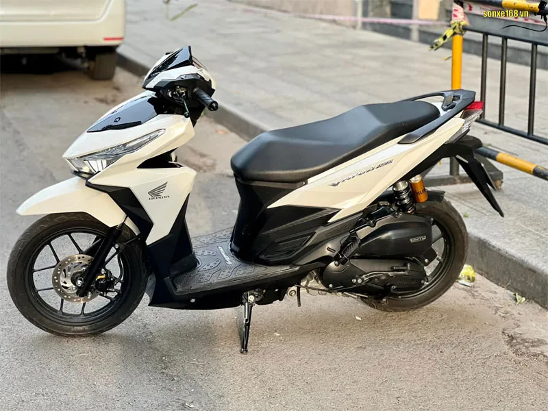 suc-mua-yeu-xe-may-nhap-khau-rot-gia-khong-phanh-co-hoi-vang-cho-ai-muon-mua-mau-xe-hot-2