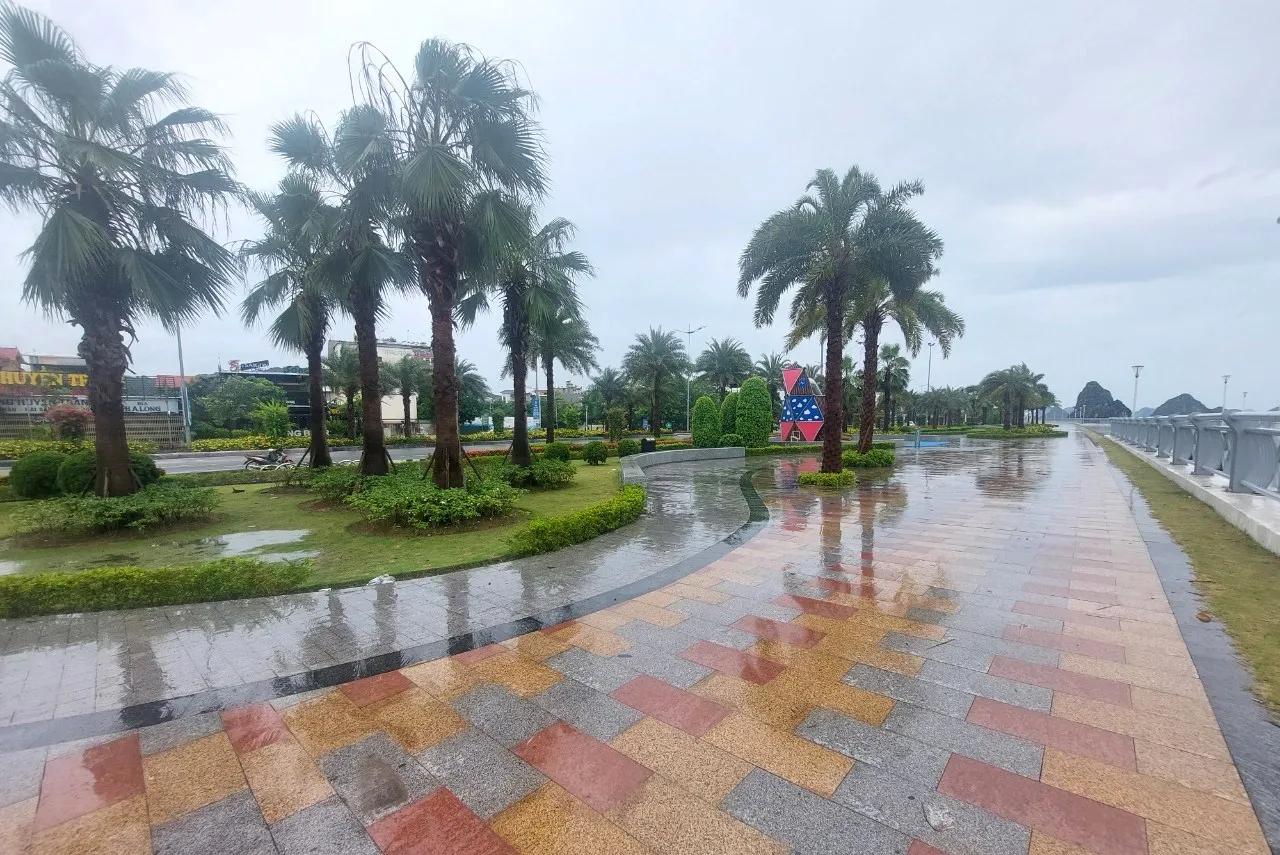 vi-sao-bao-so-1-khong-do-bo-vao-quang-ninh-hai-phong-nhu-du-bao-truoc-do-4