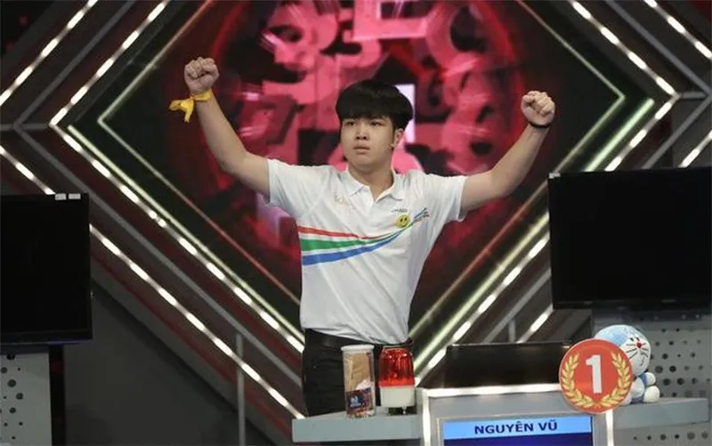 nguoi-co-ten-trung-voi-ty-phu-dang-le-nguyen-vu-dat-diem-2895-nhung-khong-dung-diem-thi-tot-nghiep-xet-dai-hoc-3