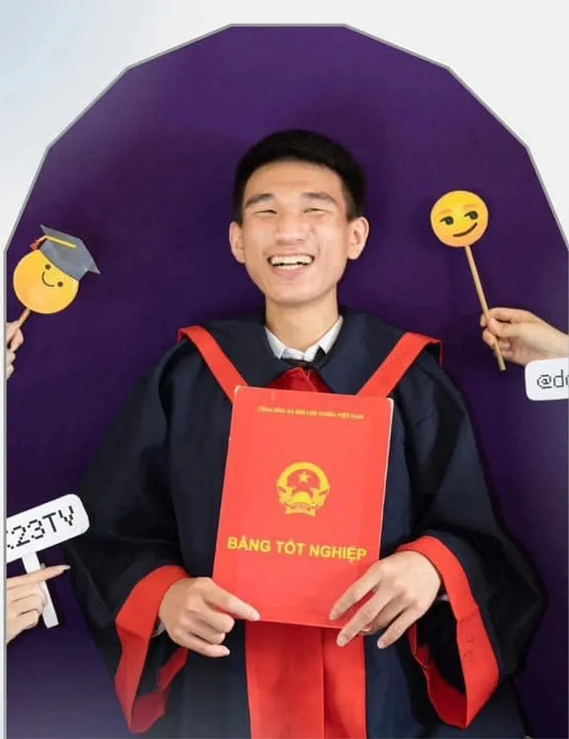 nhung-thu-khoa-thi-tot-nghiep-thpt-2023-chon-hoc-truong-dai-hoc-nao-7