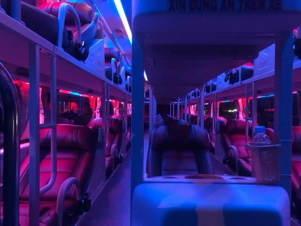 ngoi-xe-o-to-xe-khach-ghe-nao-la-an-toan-nhat-tuyet-doi-tranh-xa-vi-tri-nay-5