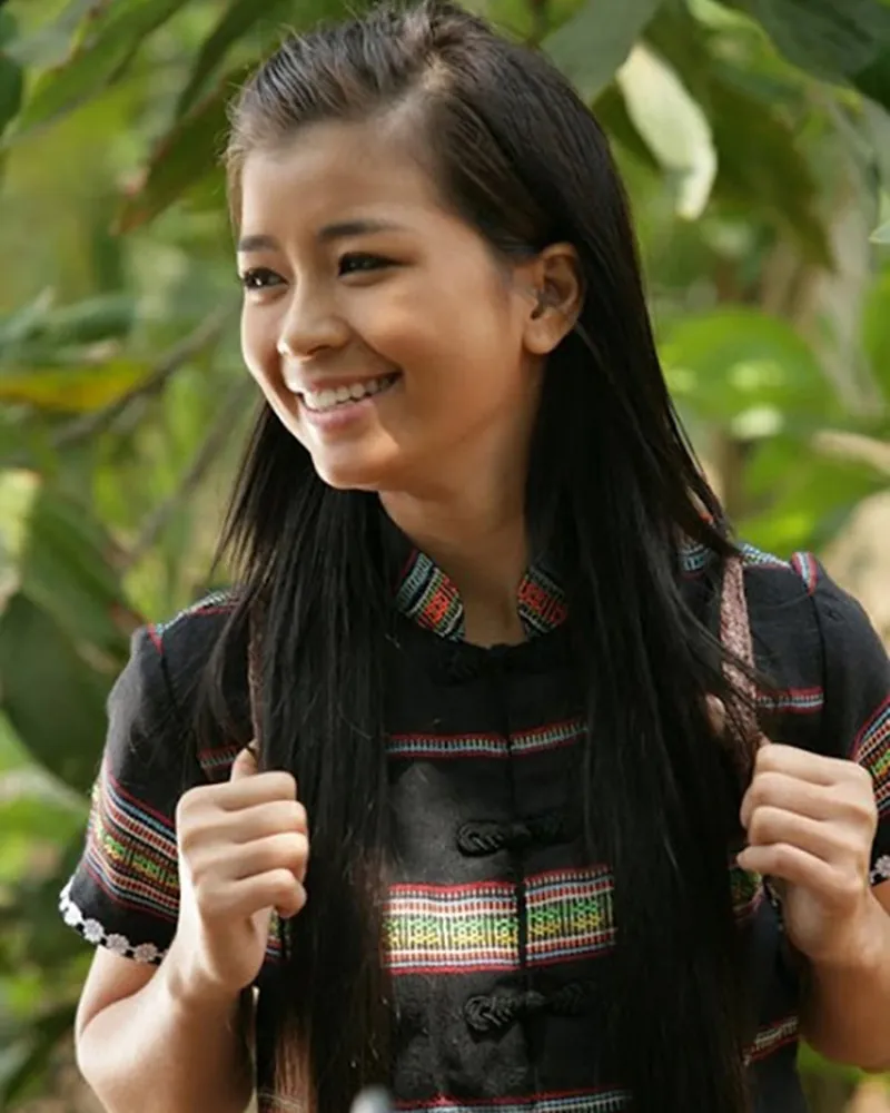 mot-dien-vien-noi-tieng-chi-5-ty-hoc-phi-cong-khang-dinh-khong-co-dai-gia-bao-nuoi-5