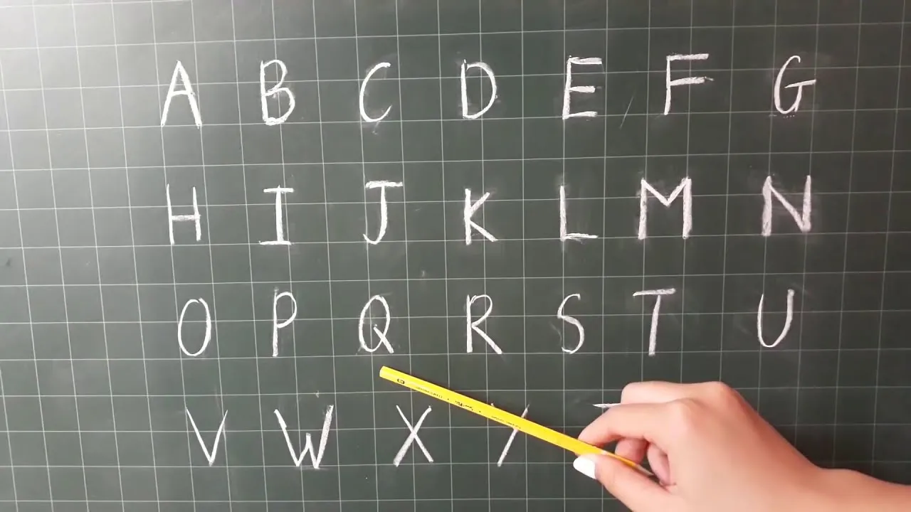 co-giao-co-cai-ten-ky-la-nhat-the-gioi-nguoi-thong-minh-den-may-cung-khong-doc-duoc-6