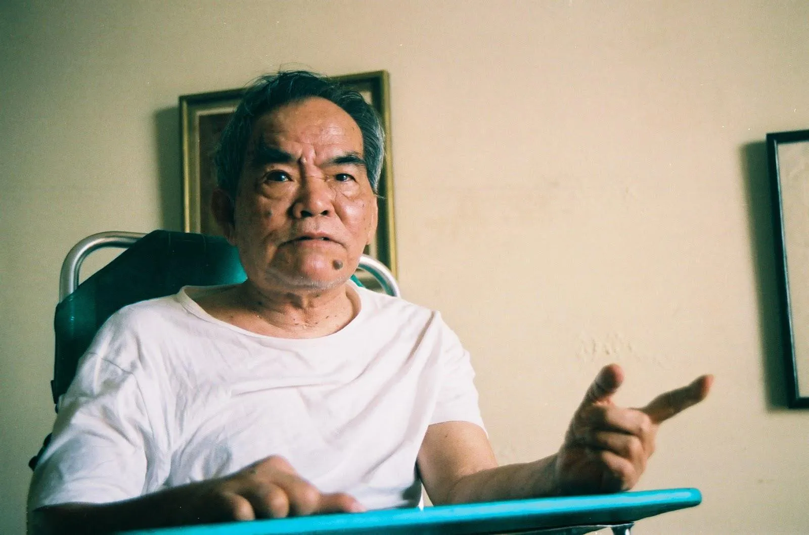 nha-van-hoang-phu-ngoc-tuong-qua-doi-sau-1-thang-vo-mat-2