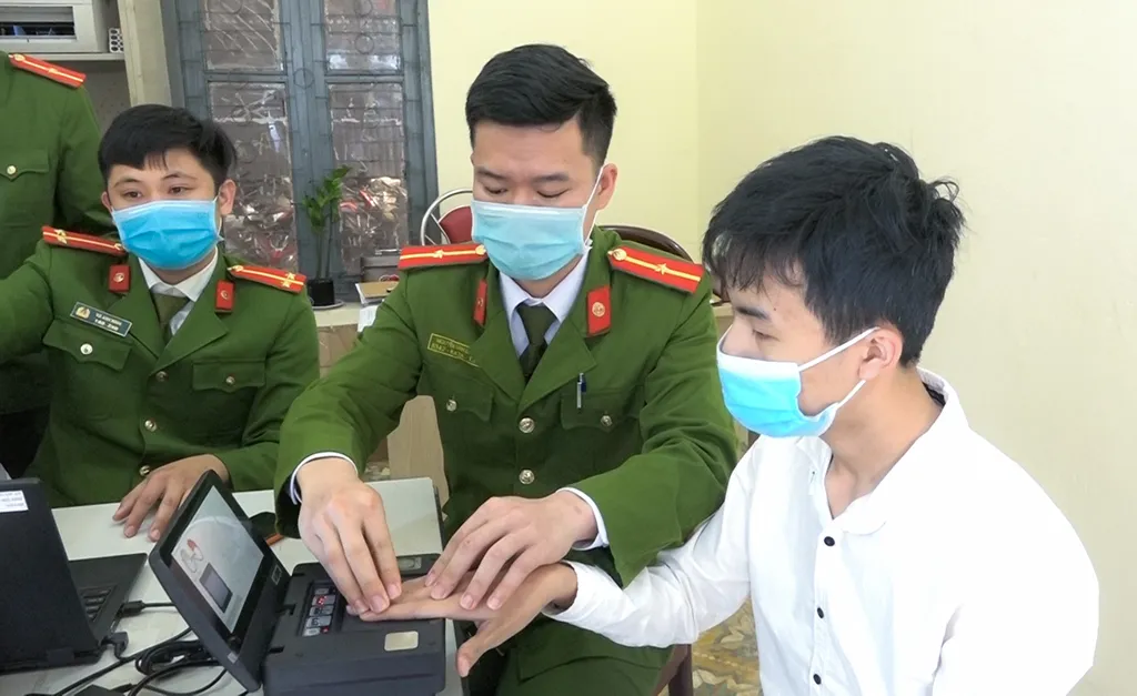 luu-y-5-truong-hop-bi-phat-46-trieu-co-lien-quan-den-cccd-gan-chip-ai-khong-biet-keo-thiet-4