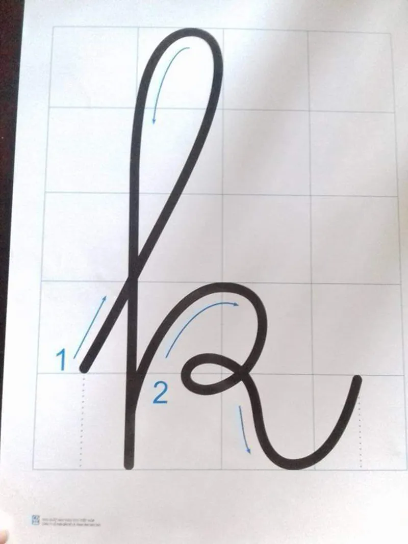 tieng-viet-xuat-hien-1-chu-cai-gay-tranh-cai-phu-huynh-deu-khong-biet-doc-the-nao-cho-dung-2