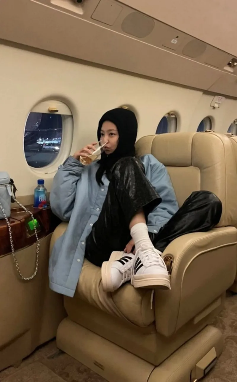 ben-trong-chuyen-co-cho-blackpink-den-ha-noi-co-gi-khien-ai-cung-thot-len-penthouse-tren-khong-5