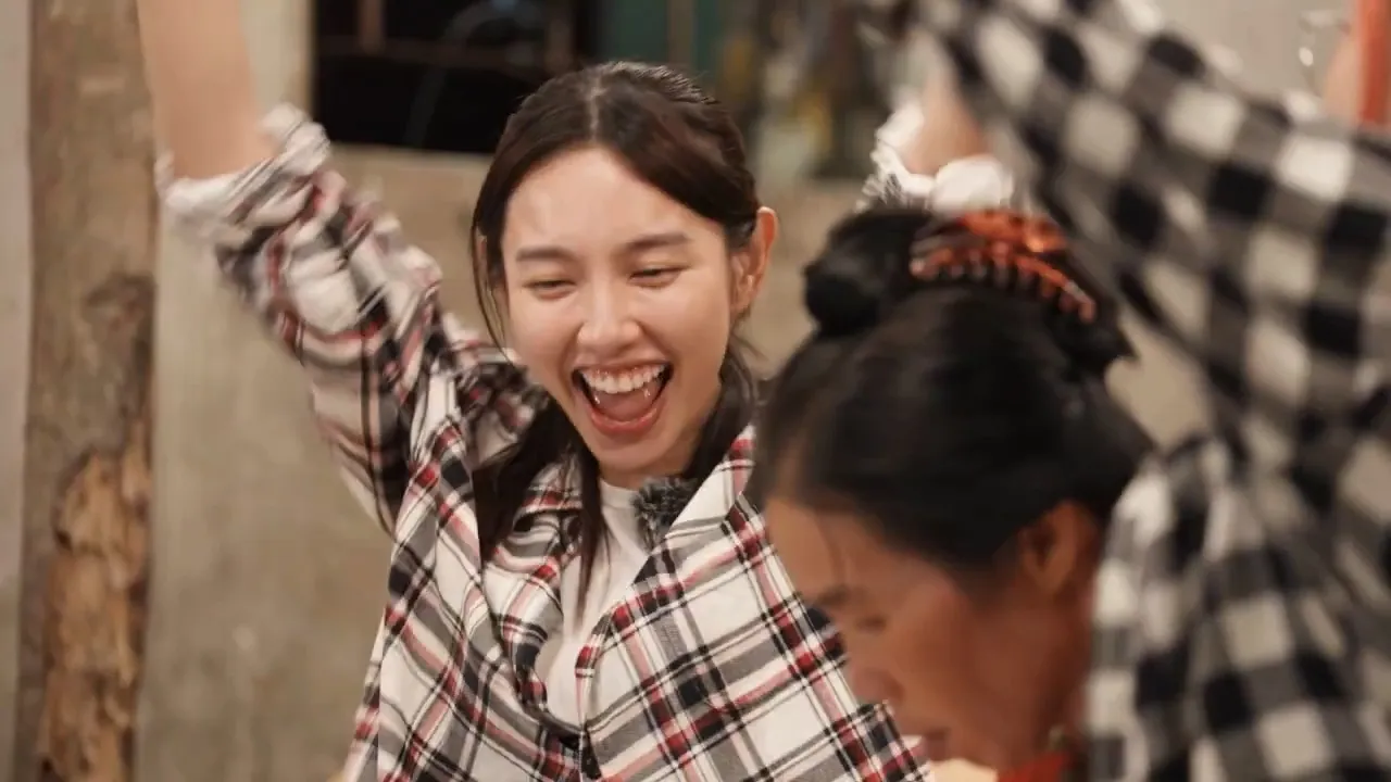 thuy-tien-bat-ngo-bo-pho-ve-que-lam-nong-dan-4