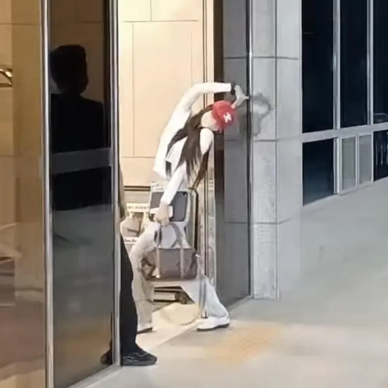 blackpink-do-bo-san-bay-incheon-chuan-bi-khoi-hanh-sang-viet-nam-1