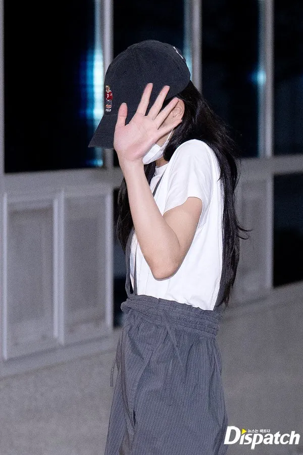 blackpink-do-bo-san-bay-incheon-chuan-bi-khoi-hanh-sang-viet-nam-7