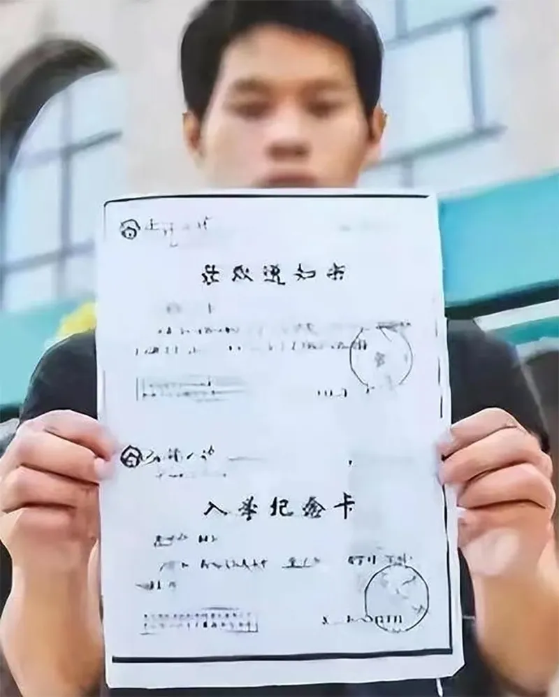 doc-la-nam-sinh-hoc-dai-hoc-4-nam-tot-nghiep-moi-biet-minh-hoc-truong-ma-von-chua-tung-trung-tuyen-1