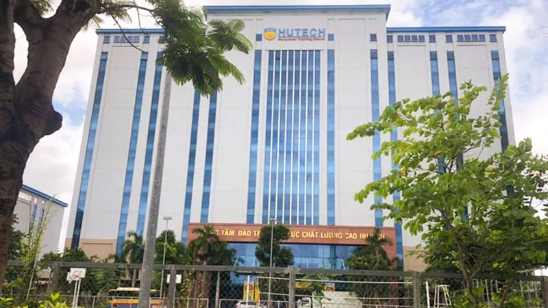 top-4-truong-dai-hoc-phia-nam-doanh-thu-nghin-ty-truong-top-dau-thu-48-ty-ngay-moi-hoc-ky-dong-tram-trieu-3