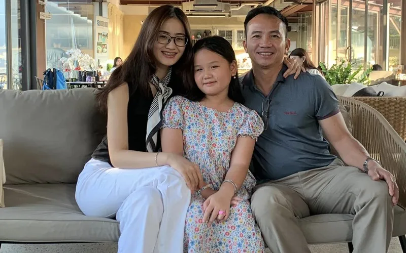 ro-tin-hoa-hau-y-nhi-va-gia-dinh-muon-tra-lai-vuong-mien-3