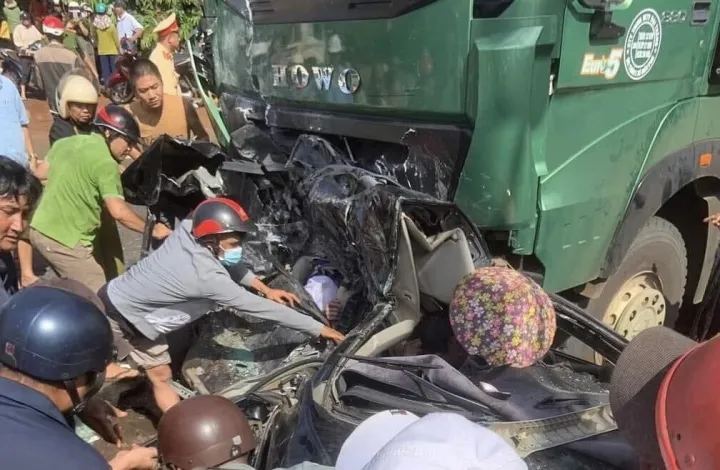 va-cham-giao-thong-khien-3-thanh-vien-clb-hagl-ra-di-co-1-tien-dao-khong-qua-khoi-2