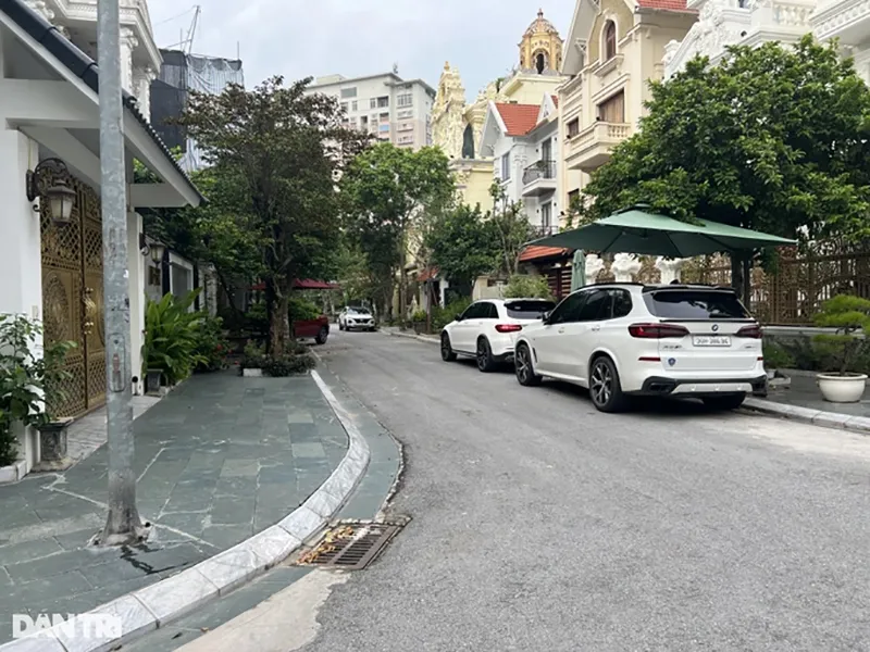 be-trai-o-ha-noi-dang-di-xe-dap-thi-bi-bat-coc-ke-xau-doi-15-ty-tien-chuoc-2