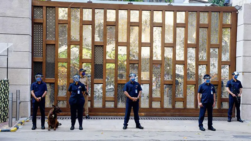 cau-do-vi-sao-ty-phu-duoi-viec-ve-si-cuu-mang-minh-nguoi-co-iq-cao-chua-chac-tra-loi-dung-2