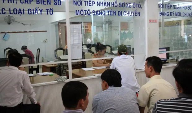 lien-he-chu-cu-xe-may-kho-nhu-len-troi-nhieu-nguoi-danh-gat-dau-thay-bien-so-dinh-danh-moi-4