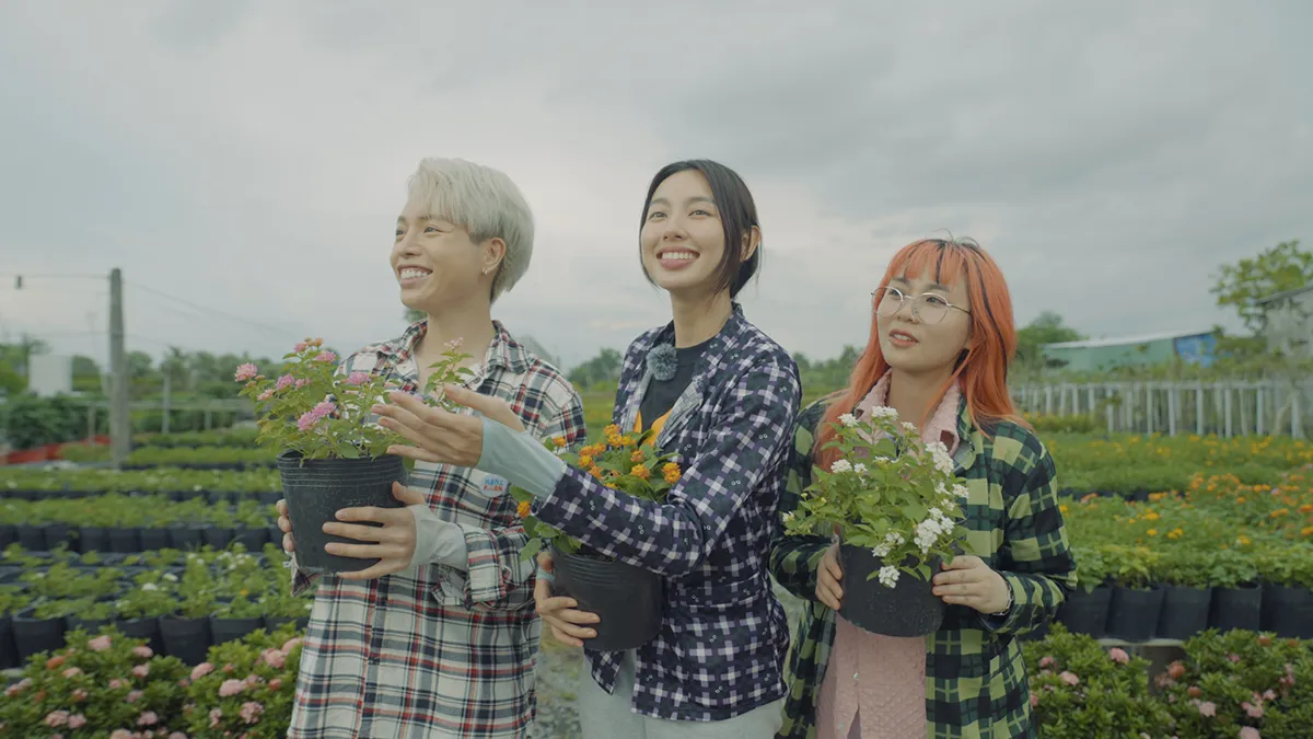 hoa-hau-thuy-tien-lan-dau-thu-suc-lam-rapper-trong-mv-moi-ket-hop-voi-duc-phuc-6