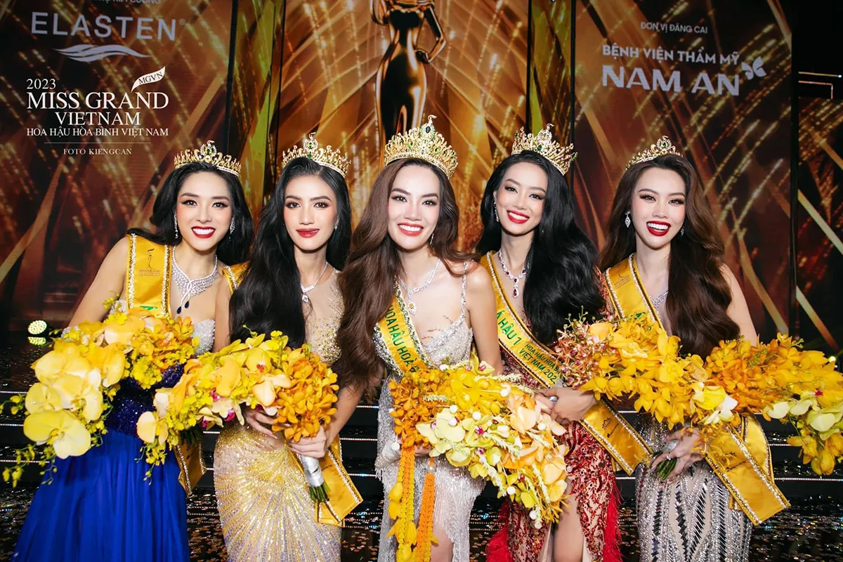 vi-sao-hong-hanh-thi-ung-xu-vap-3-lan-nhung-duoc-khen-dinh-nhat-lich-su-miss-grand-vietnam-3