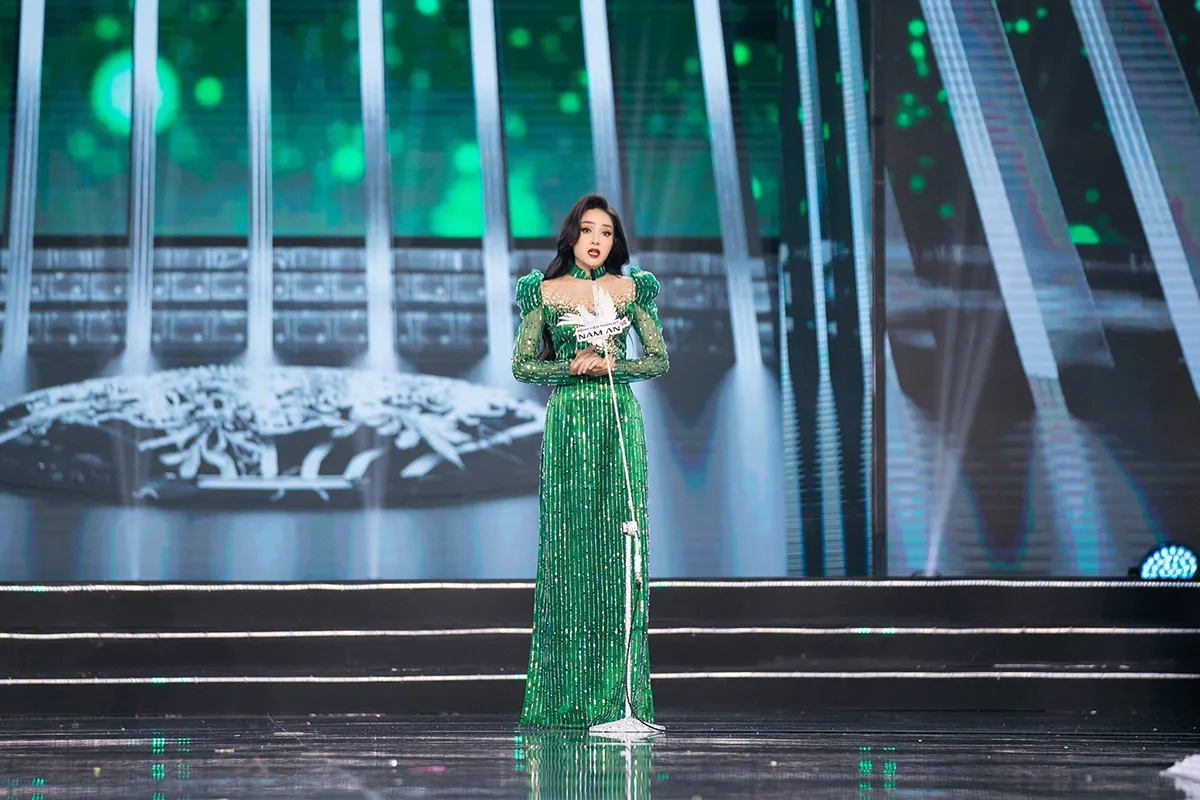 vi-sao-hong-hanh-thi-ung-xu-vap-3-lan-nhung-duoc-khen-dinh-nhat-lich-su-miss-grand-vietnam-4