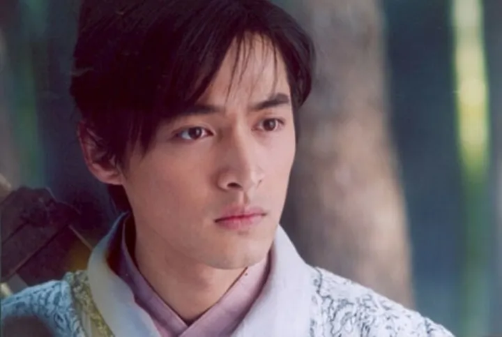 nua-dem-ho-ca-bat-ngo-dang-status-toi-da-tan-luc-het-suc-roi-netizen-lo-sot-vo-cau-cuu-3