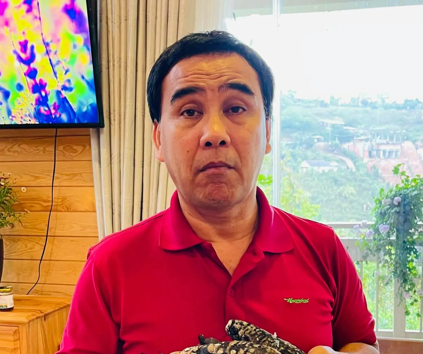 quyen-linh-cat-tuong-noi-gi-khi-bi-dinh-liu-den-viec-quang-cao-san-pham-lo-2