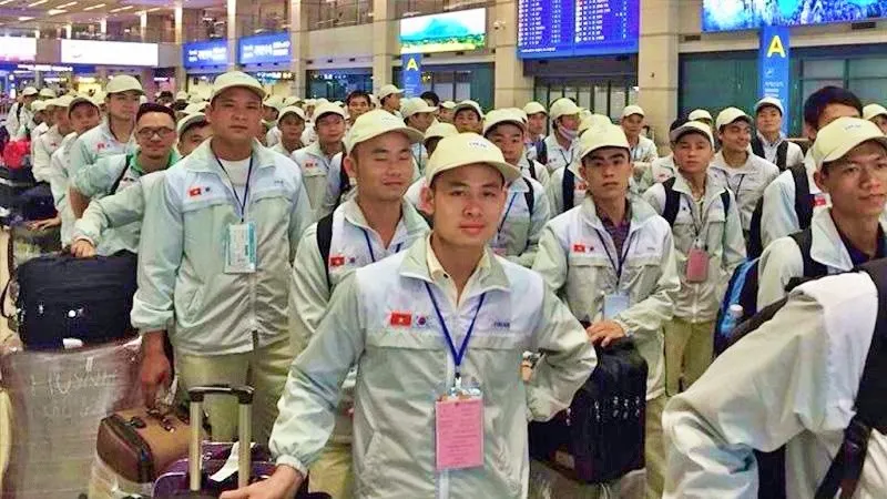 lao-dong-viet-nam-xuat-khau-di-nuoc-nao-de-co-luong-cao-nhat-khi-ve-con-duoc-thuong-33-trieu-dong-