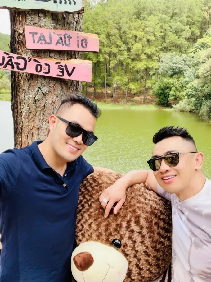 cuu-thanh-vien-nhom-1088-chi-tra-2-5-ty-de-nho-mang-thai-ho-con-chung-voi-ban-trai-sau-10-nam-ly-hon-vo-2