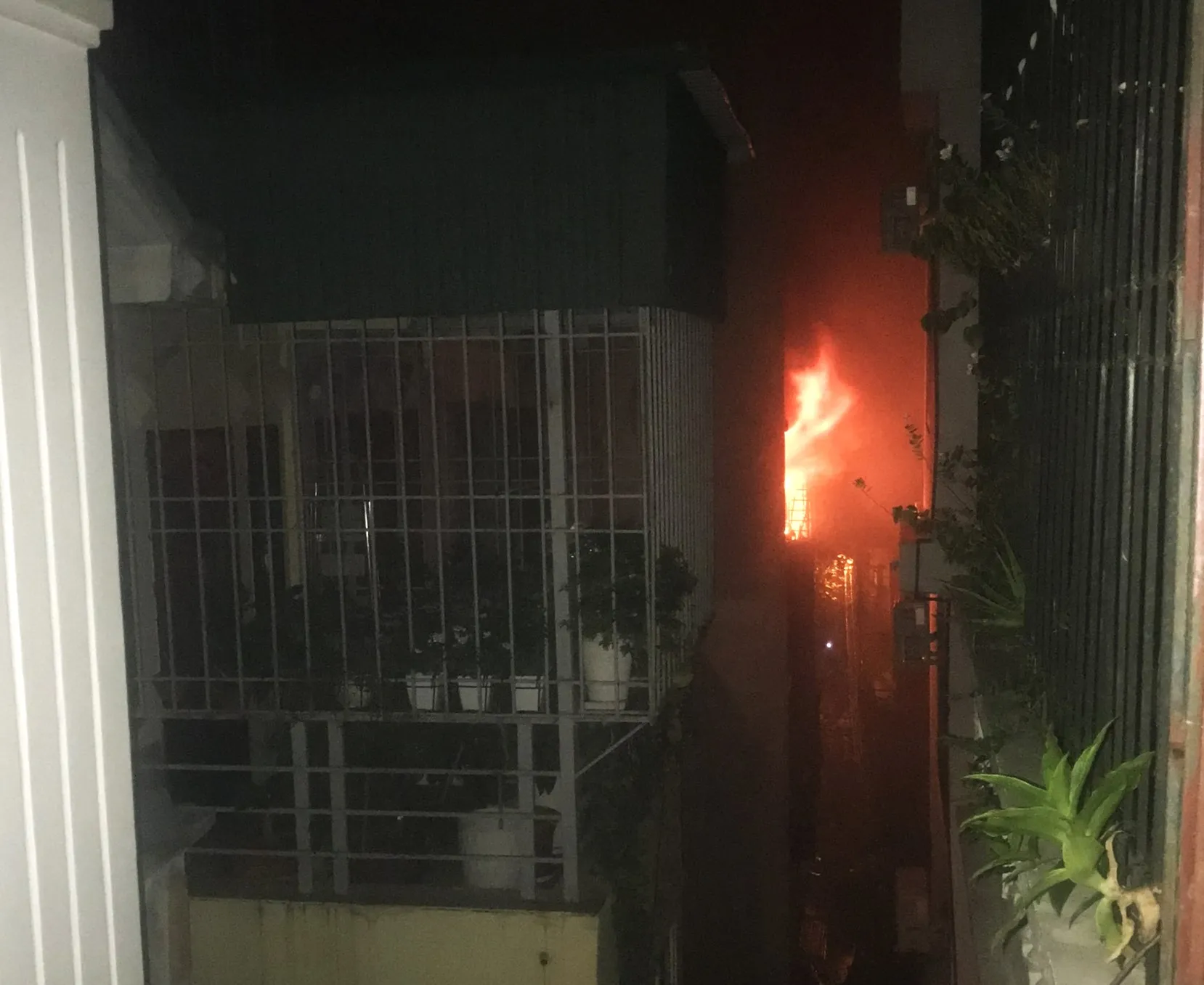 btv-dai-vtv-nghen-ngao-nen-khoc-tren-song-truc-tiep-khi-dua-tin-ve-cac-nan-nhan-qua-doi-trong-vu-chay-chung-cu-mini-5