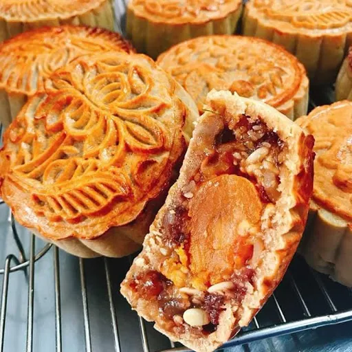 bo-tien-mua-banh-trung-thu-80k-cai-khach-hang-than-qua-dat-1