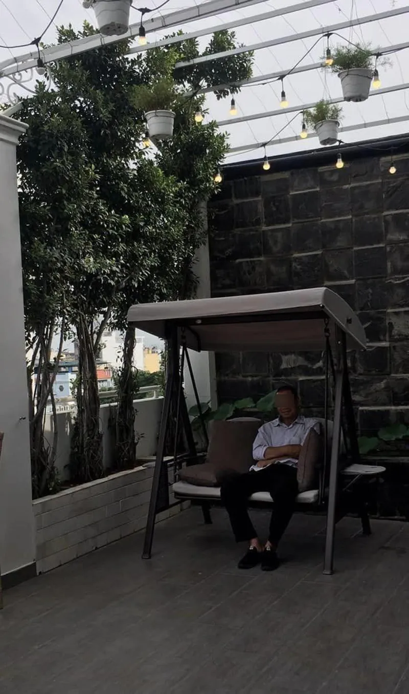 thuong-xuyen-bi-theoi-doi-quay-roi-ly-nha-ky-cong-khai-toan-bo-hinh-anh-cua-ke-xau-1