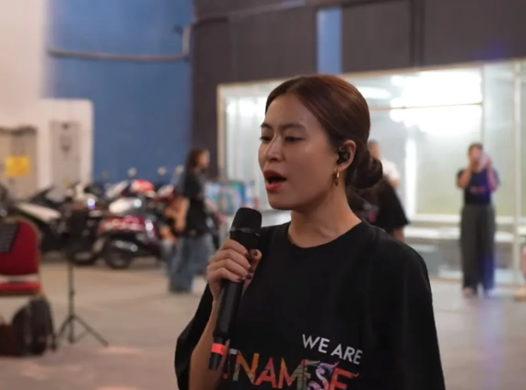 hoang-thuy-linh-tung-clip-hat-live-luyen-tap-cho-concert-sap-toi-dan-mang-danh-gia-the-nao-4