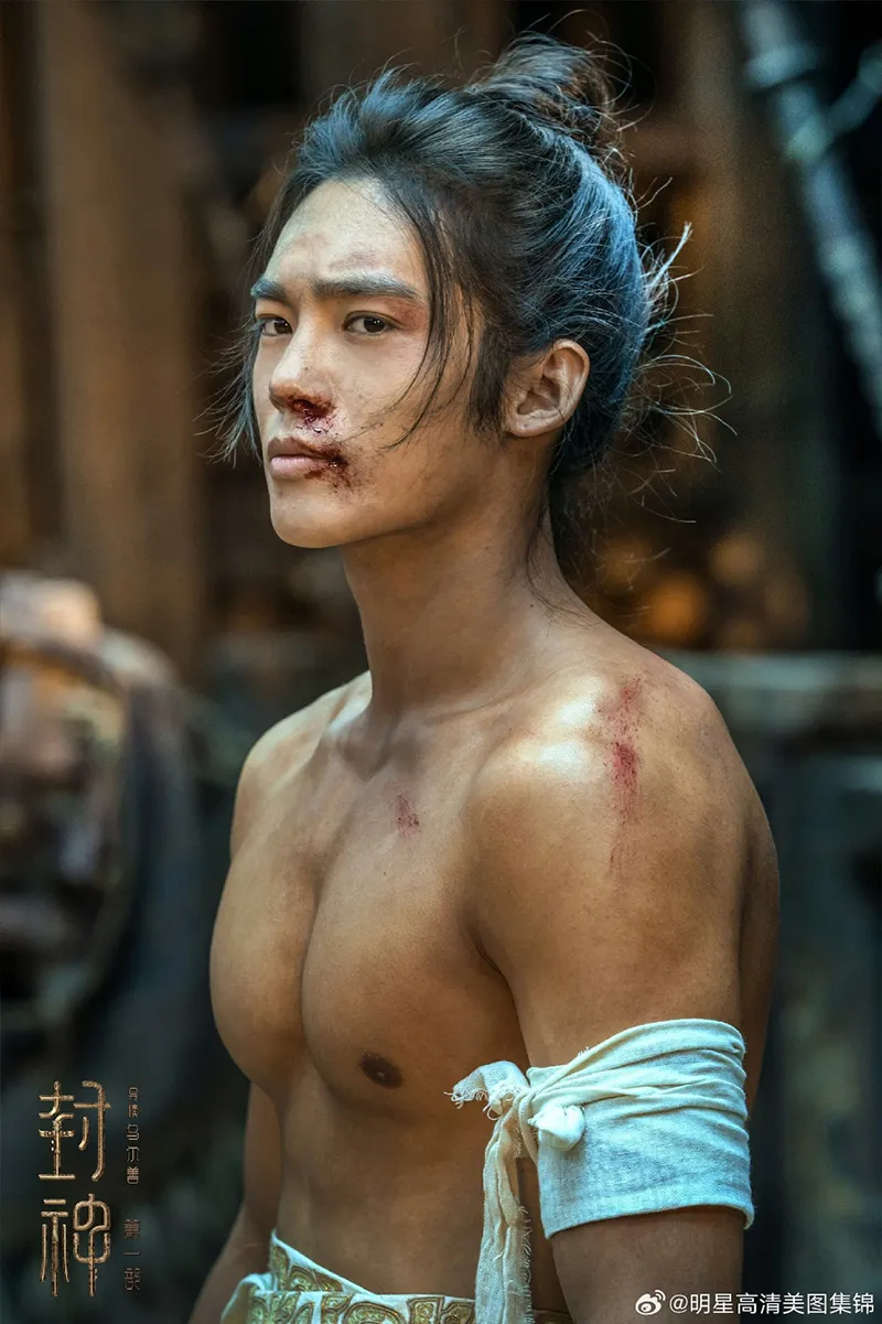 vu-thich-lan-dau-ke-chuyen-suyt-bi-kiem-dam-vao-mat-khi-quay-phong-than-1