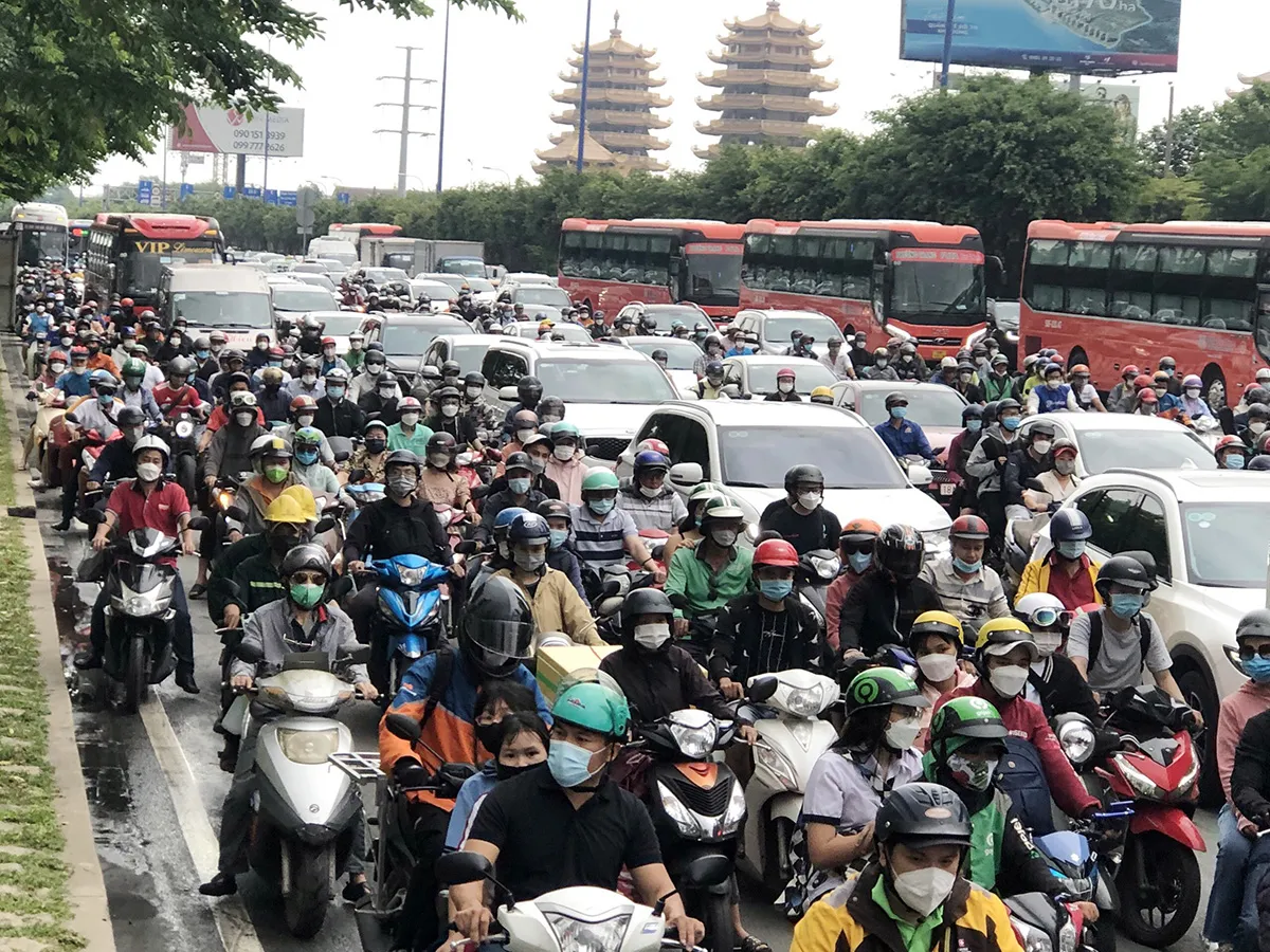 vi-sao-nam-2024-nguoi-dan-khong-con-nghi-le-tet-dai-nhu-nam-2023-4