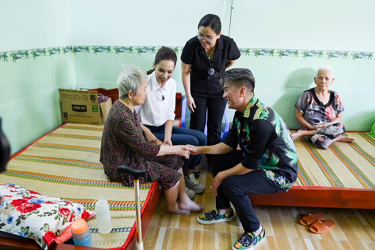 DAI CHIEN AM THUC DAM VINH HUNGHP-TA_0559