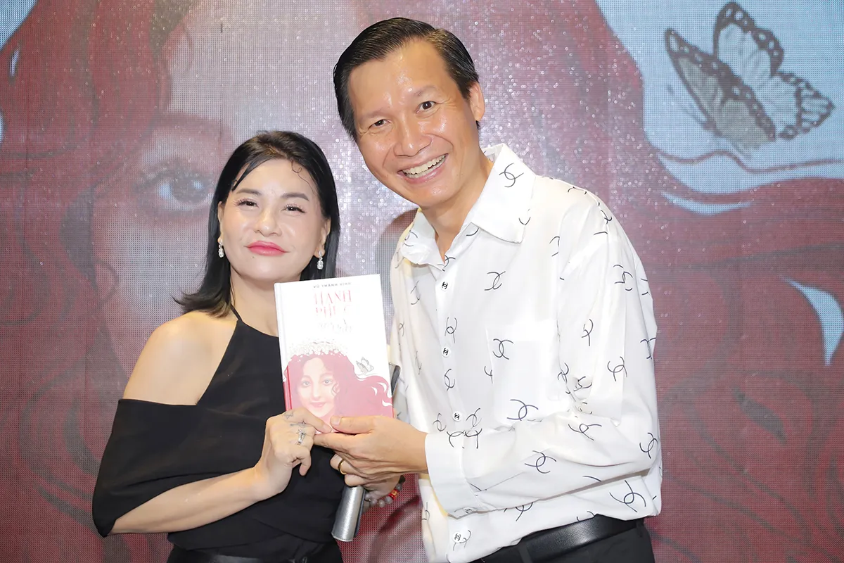 DIỄN VIÊN CÁT PHƯỢNG & ĐẠO DIỄN - NSƯT VŨ THÀNH VINH (1)