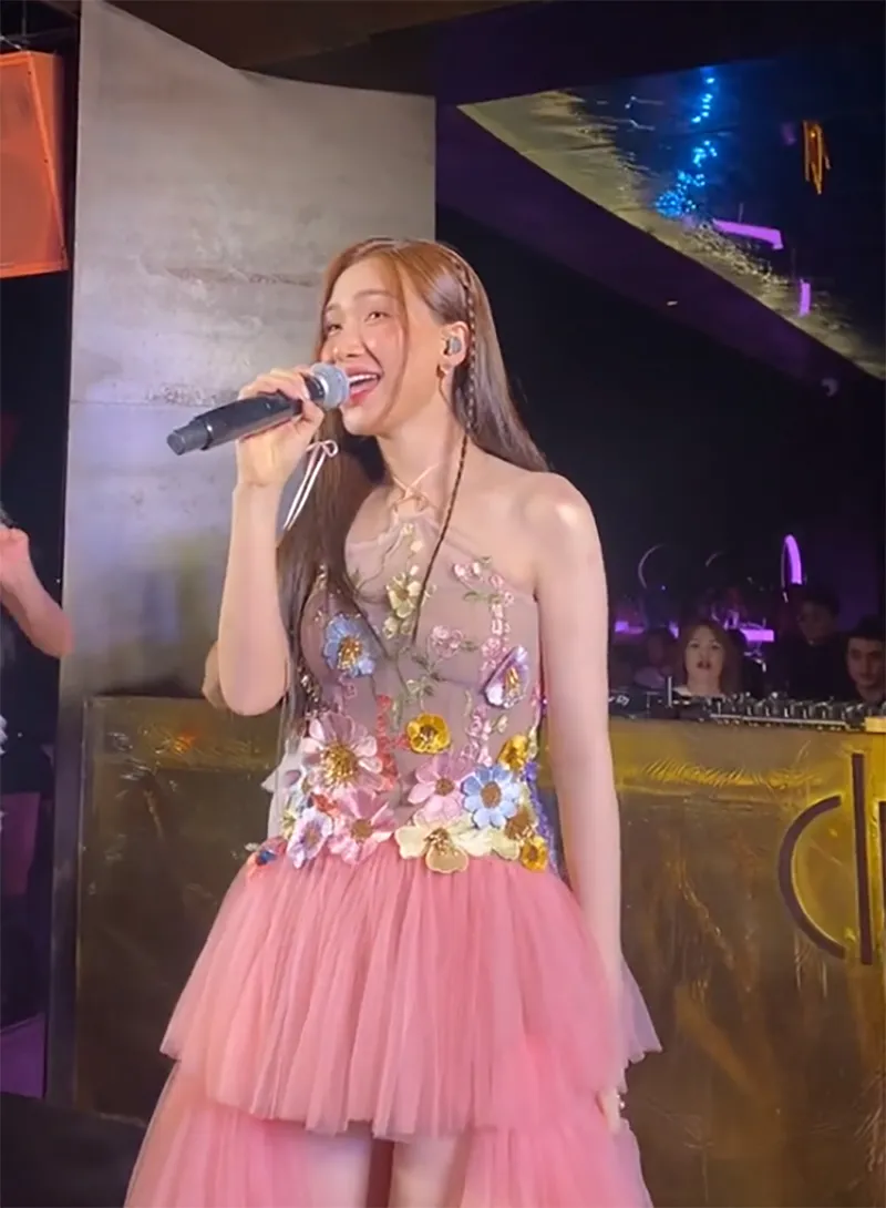 hoa-minzy-tung-skill-vua-hat-like-vua-nhay-cuc-sung-giua-tin-don-to-bung-3