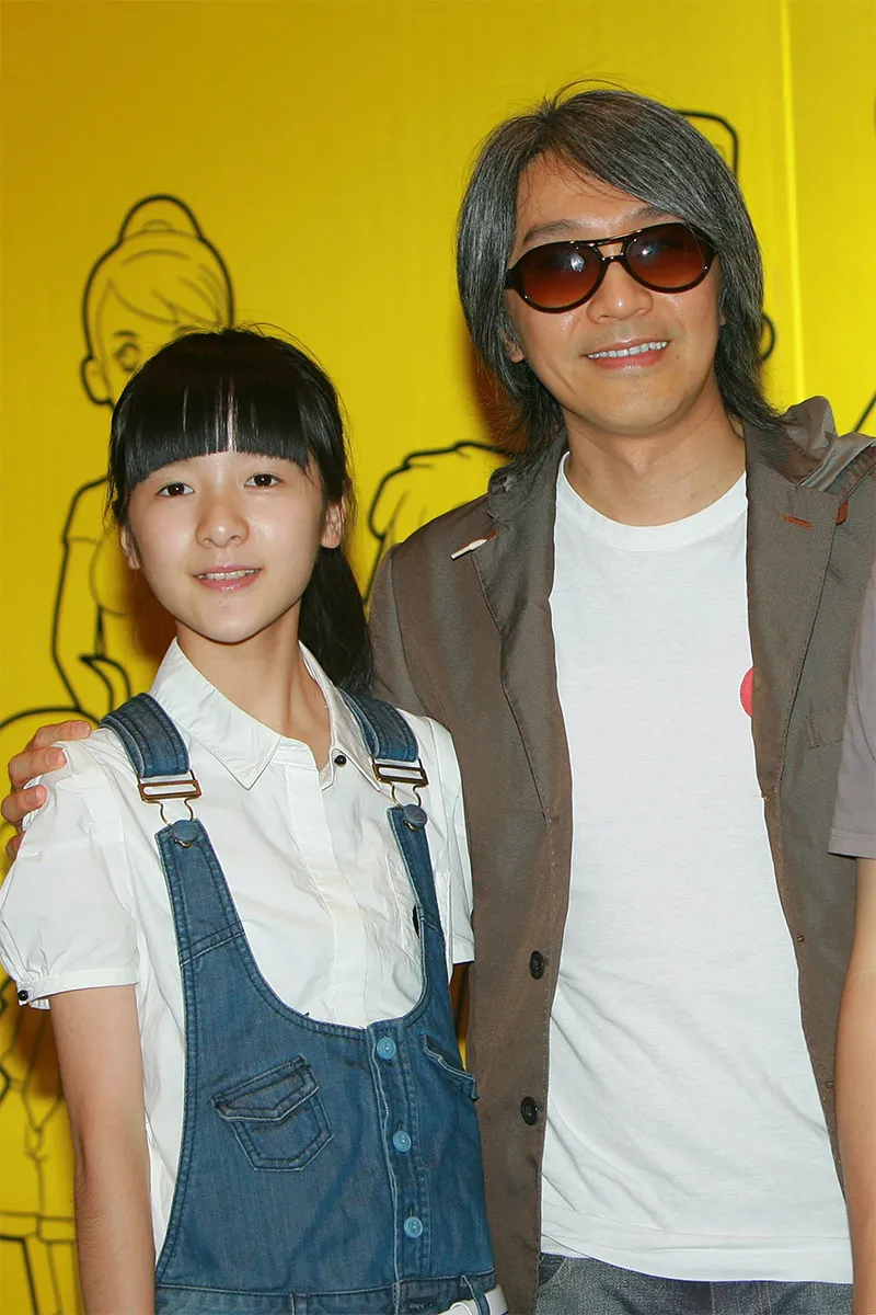 con-gai-nuoi-chau-tinh-tri-bi-fan-lisa-blackpink-tan-cong-vi-nhac-den-chuyen-dien-o-crazy-horse-2