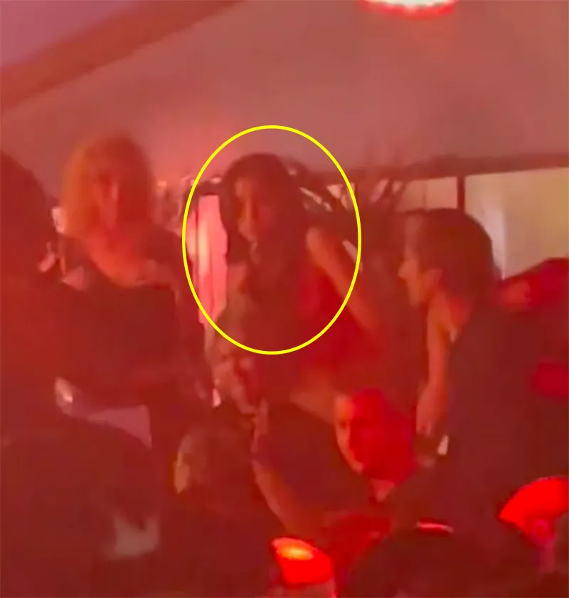 ro-clip-lisa-blackpink-nhay-nhot-ben-ban-trai-ty-phu-hau-dien-o-crazy-horse-to-thai-do-khi-bi-quay-hinh-6