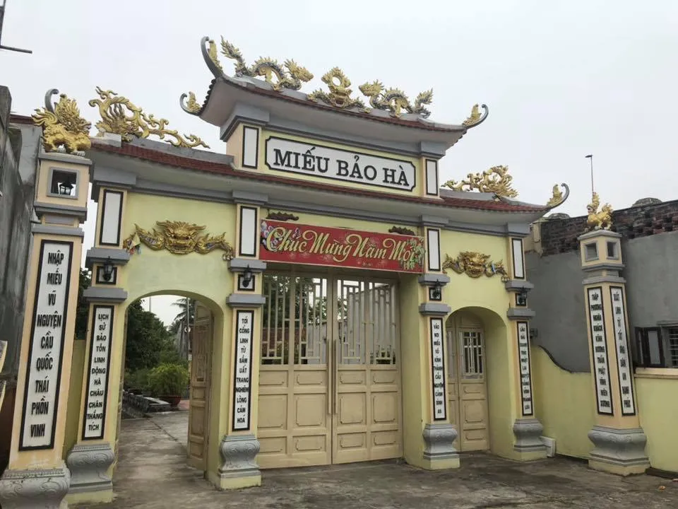 bi-an-pho-tuong-doc-la-700-nam-tuoi-o-viet-nam-co-the-tu-dung-len-ngoi-xuong-la-vi-sao-1