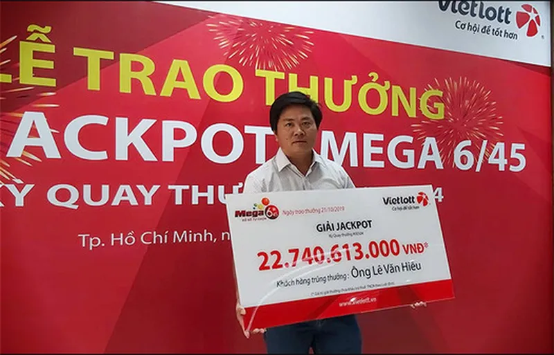 danh-tinh-nguoi-dan-ong-trung-vietlott-14-ty-dong-len-nhan-thuong-khong-deo-mat-na-vi-ly-do-ngo-ngang-6