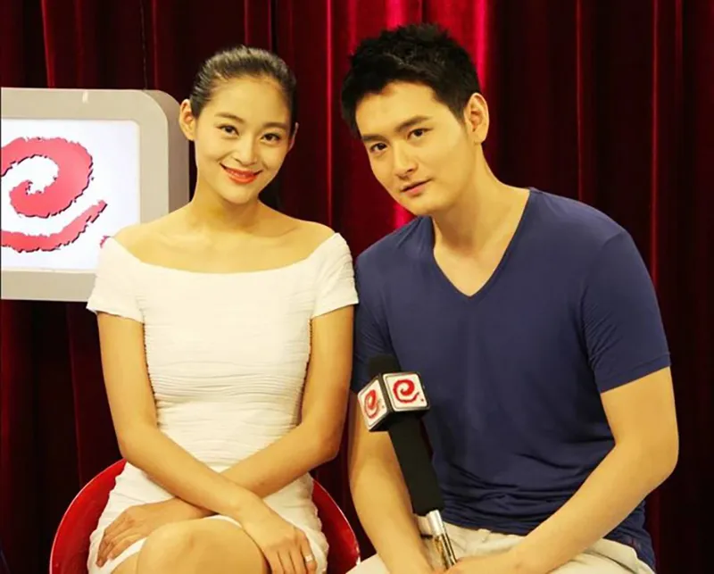 cap-dien-vien-dong-vai-me-con-tren-man-anh-phai-long-nhau-roi-dam-cuoi-nha-gai-u50-van-nhu-thieu-nu-18-1