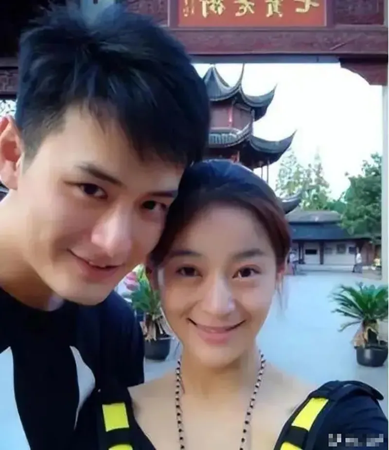 cap-dien-vien-dong-vai-me-con-tren-man-anh-phai-long-nhau-roi-dam-cuoi-nha-gai-u50-van-nhu-thieu-nu-18-3