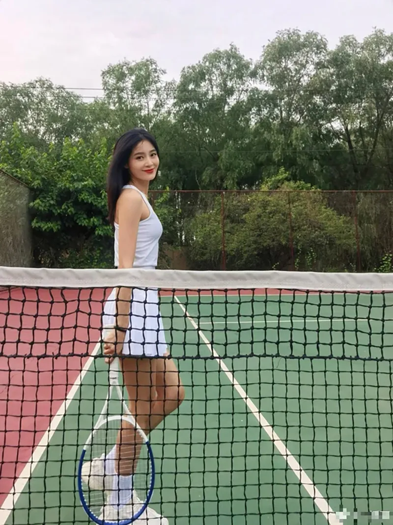 cap-dien-vien-dong-vai-me-con-tren-man-anh-phai-long-nhau-roi-dam-cuoi-nha-gai-u50-van-nhu-thieu-nu-18-6