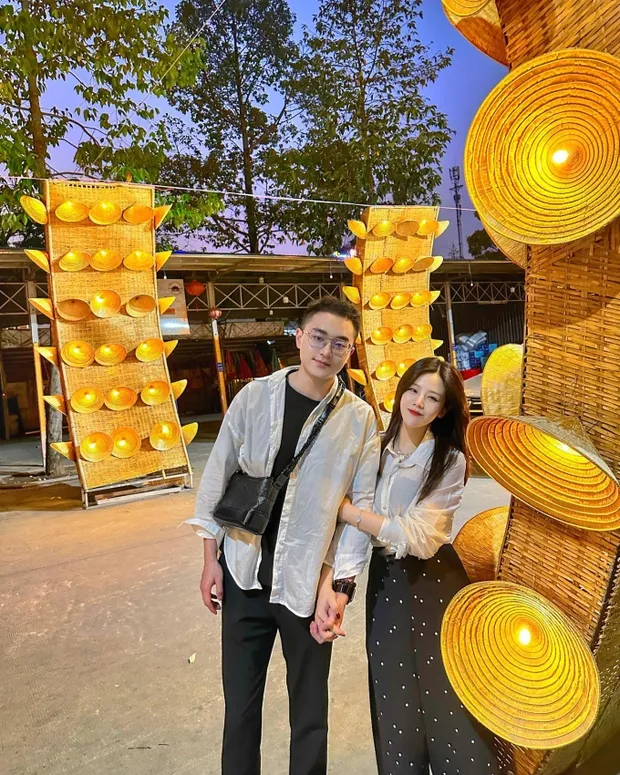vo-chong-dong-nhi-du-dam-cuoi-em-gai-he-lo-nhan-sac-tieu-thu-tap-doan-nghin-ty-ai-cung-xuyt-xoa-5